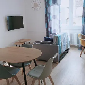 https://loudeac-appartement-t2-chaleureux-centre-ville.inbrittany.com