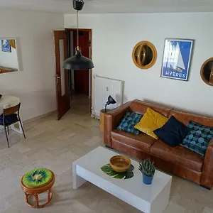 https://appartement-38m2-avec-balcon-en-plein-coeur-de-ville.fr-provencehotel.com